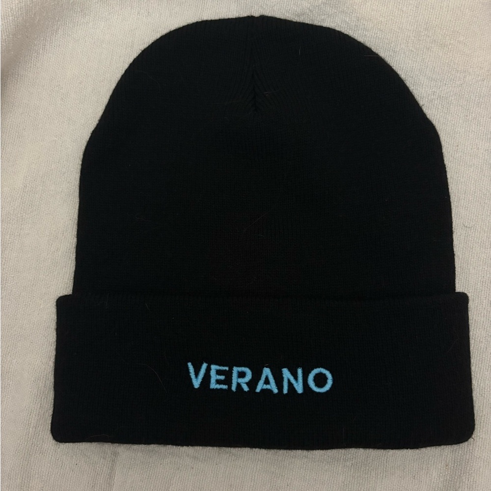Black “Verano” Beanie